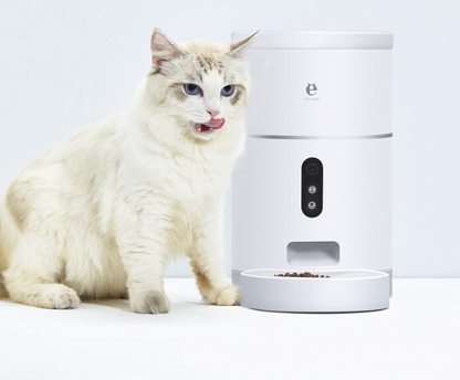 Smart Pet Feeder with HD Video & Timer